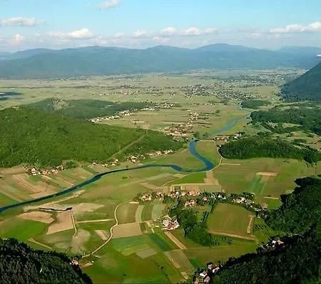 Gacka Valley Licko Lesce Exterior photo