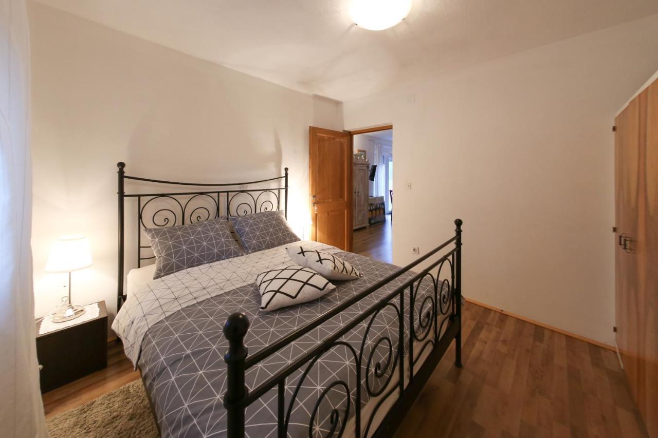 Gacka Valley Apartment