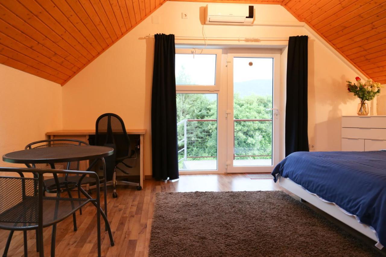 Apartment Gacka Valley *