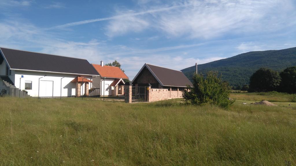 Apartment Gacka Valley *